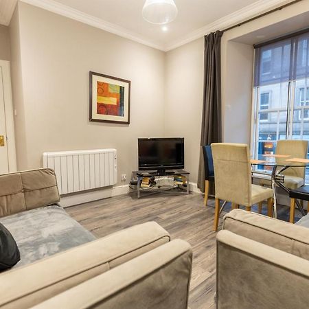 Two Bedroom Apartment Within Walking Distance To City Centre Единбург Екстериор снимка