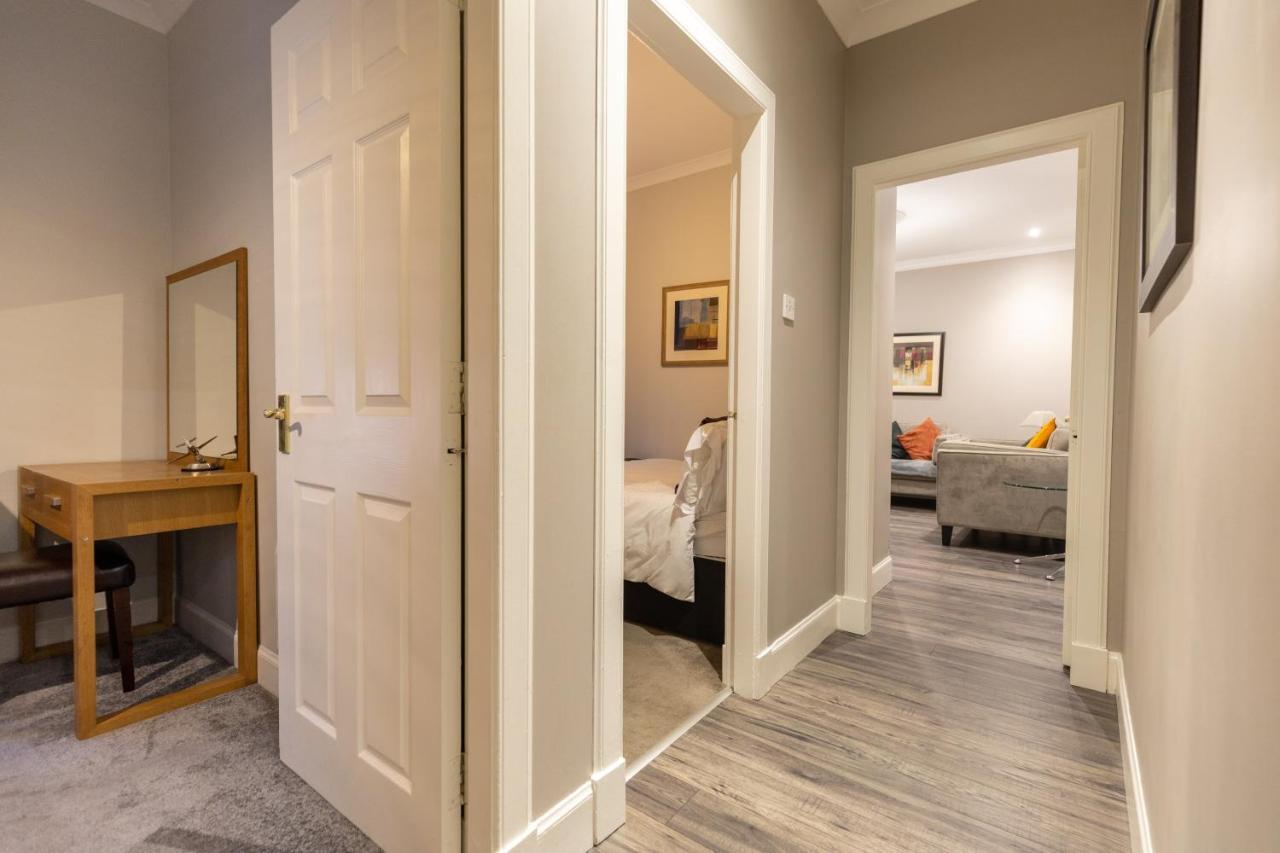 Two Bedroom Apartment Within Walking Distance To City Centre Единбург Екстериор снимка