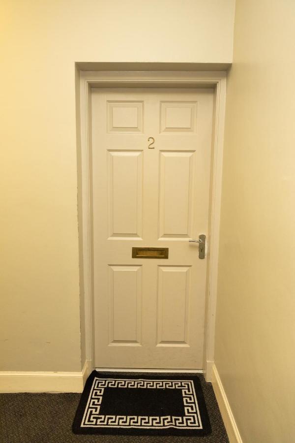 Two Bedroom Apartment Within Walking Distance To City Centre Единбург Екстериор снимка